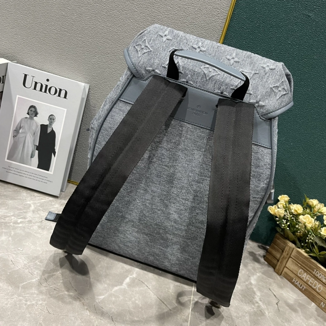 Louis Vuitton AAA Quality Backpacks For Unisex EyeCatching 5043 - Image 3