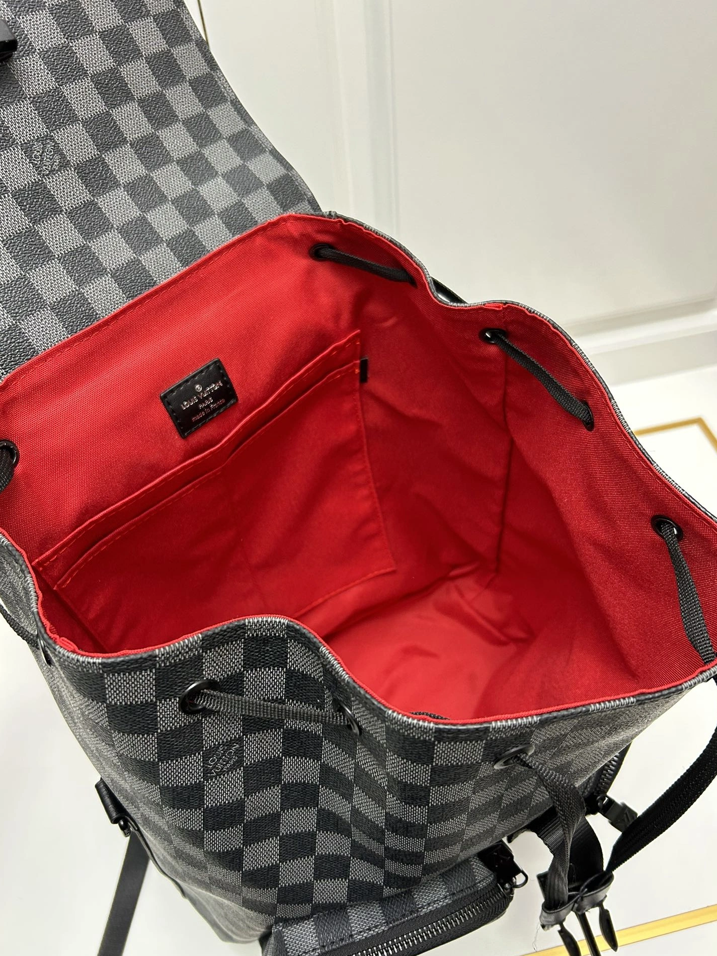 Louis Vuitton AAA Quality Backpacks For Unisex Vibrant 563 - Image 8