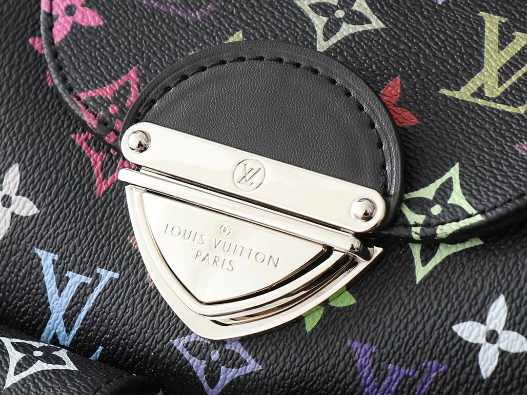 Louis Vuitton AAA Quality Backpacks For Women WellDesigned 5022 - Image 5