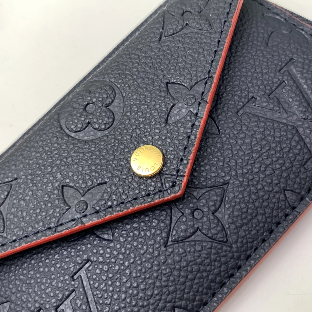 Louis Vuitton AAA Quality Card Case For Women WellDesigned 3477