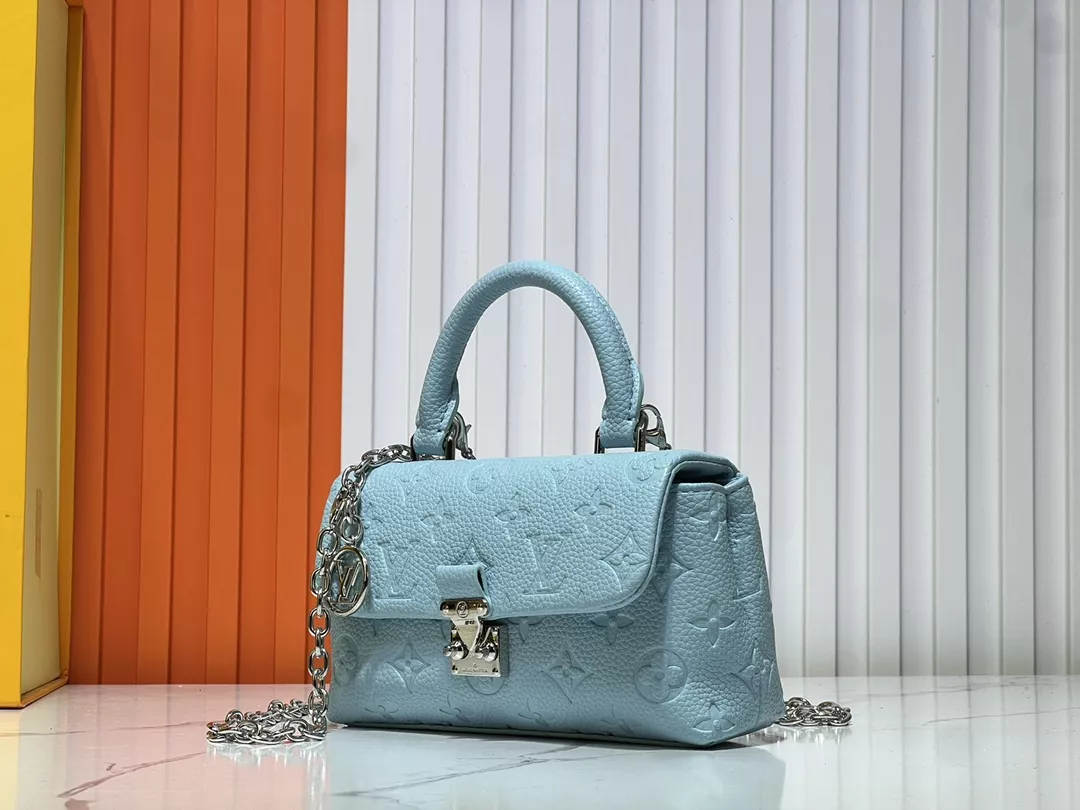 Louis Vuitton AAA Quality Handbags For Women Bold 7595 - Image 3