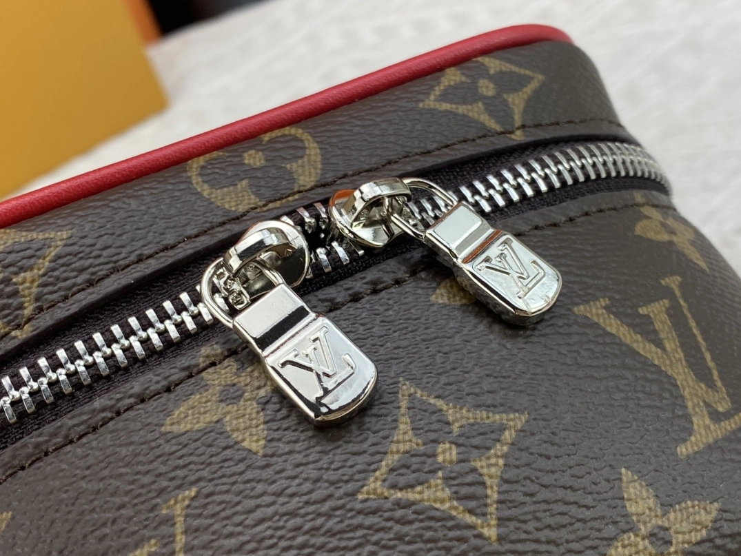 Louis Vuitton AAA Quality Handbags For Women Elegant 7034 - Image 6