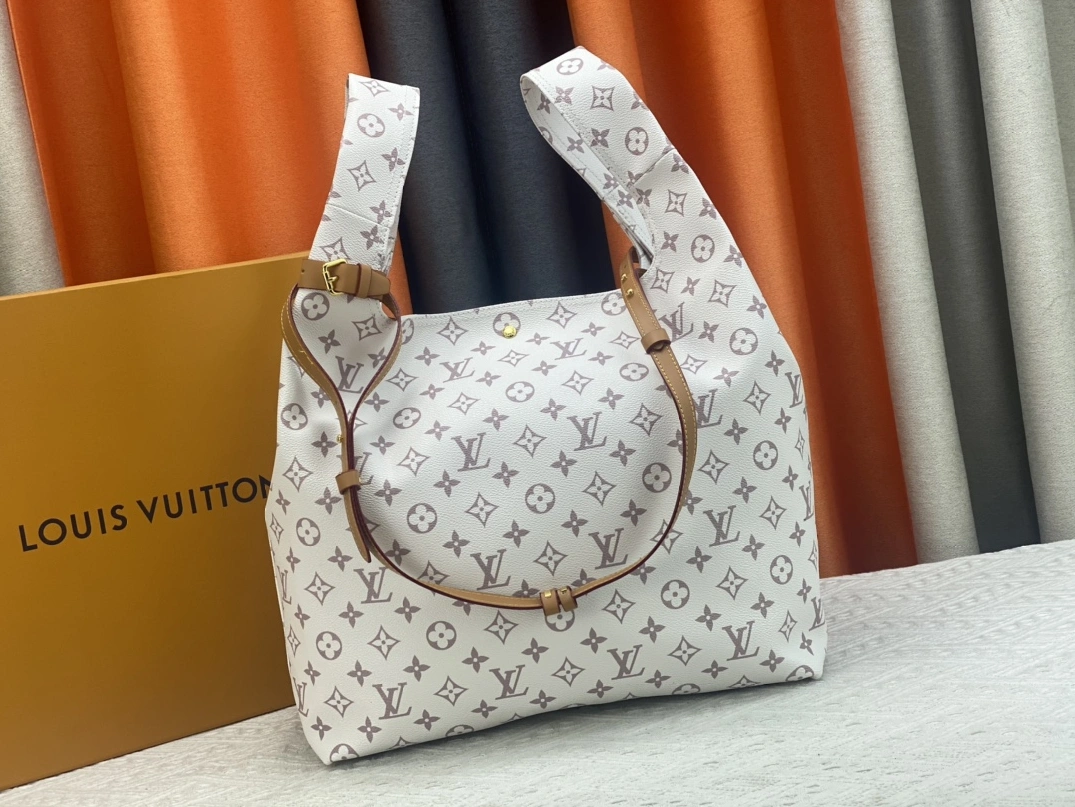 Louis Vuitton AAA Quality Handbags For Women EyeCatching 8237 - Image 4