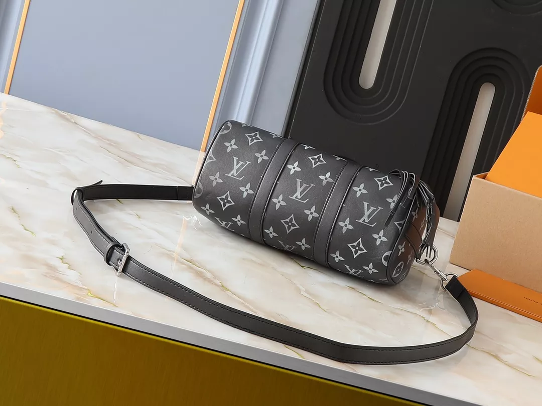 Louis Vuitton AAA Quality Handbags For Women GoodFit 746 - Image 4