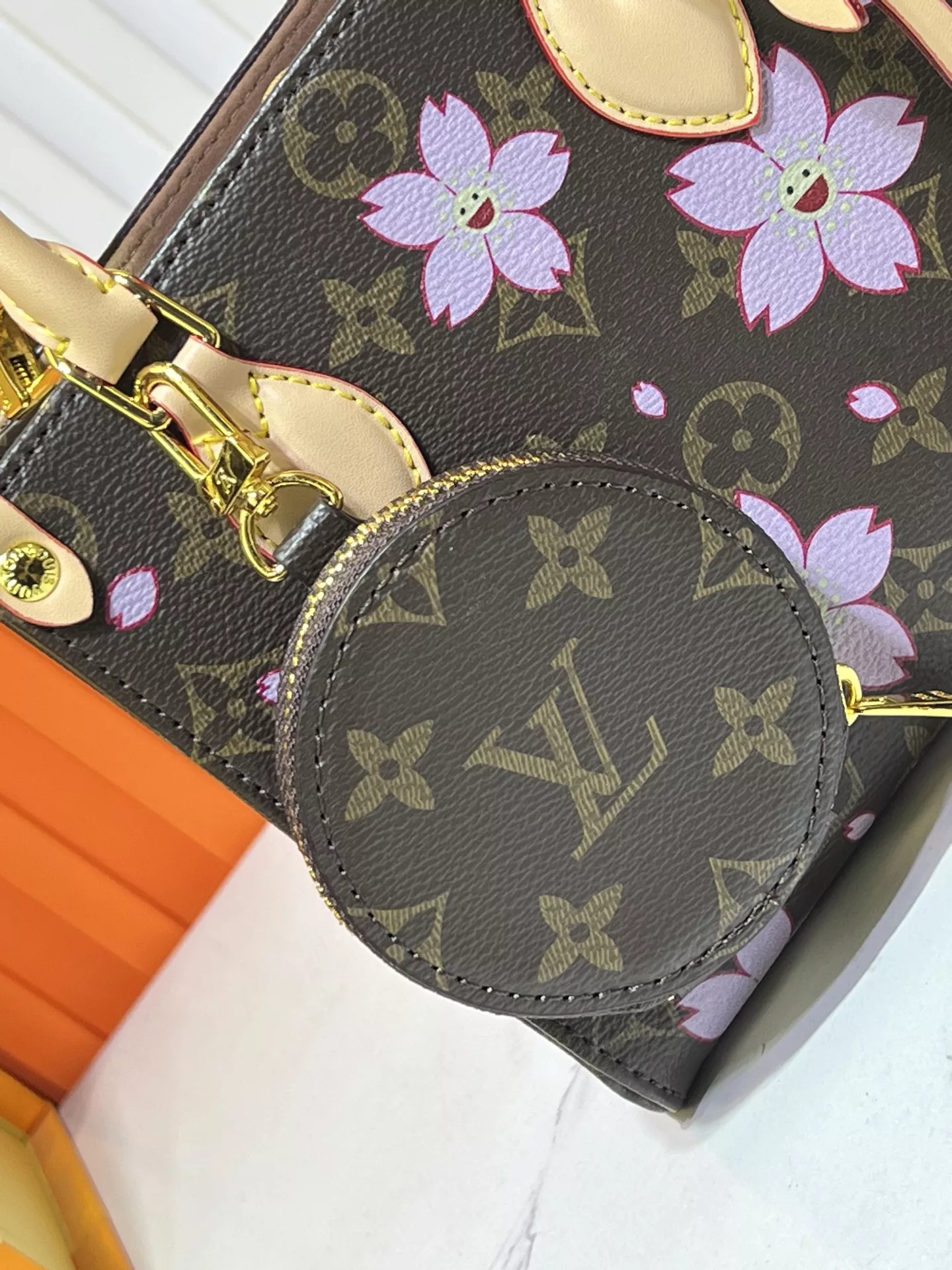 Louis Vuitton AAA Quality Handbags For Women Popular 8032 - Image 4