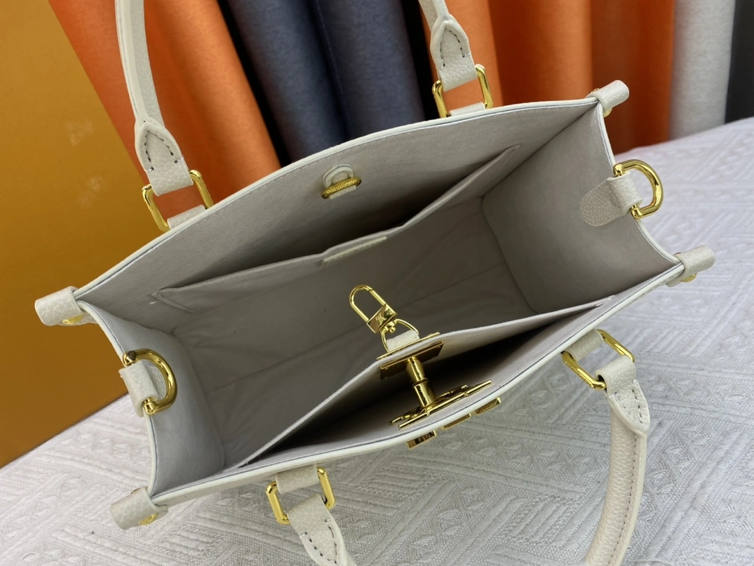 Louis Vuitton AAA Quality Handbags For Women SmartChoice 6373 - Image 8