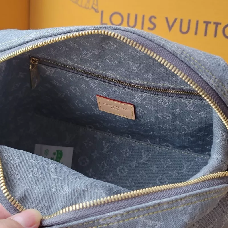 Louis Vuitton AAA Quality Handbags For Women Vibrant 1238 - Image 8