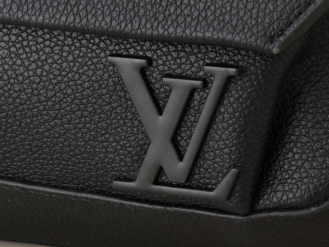 Louis Vuitton AAA Quality Messenger Bags For Unisex Compact 3270 - Image 5