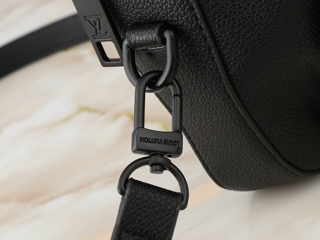 Louis Vuitton AAA Quality Messenger Bags For Unisex Compact 3270 - Image 7