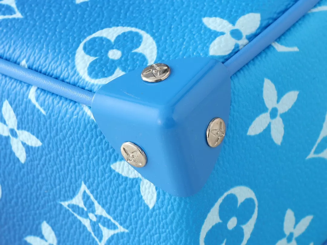 Louis Vuitton AAA Quality Messenger Bags For Unisex Practical 6473 - Image 5