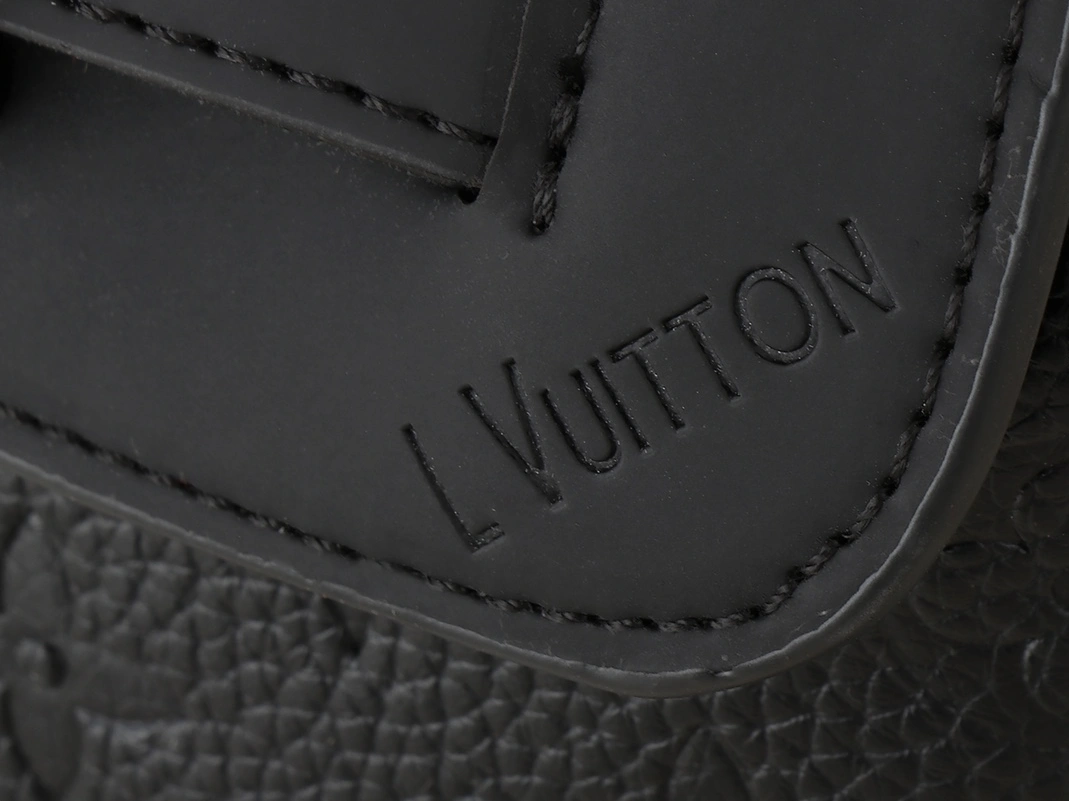 Louis Vuitton AAA Quality Messenger Bags For Unisex Unique 8591 - Image 6