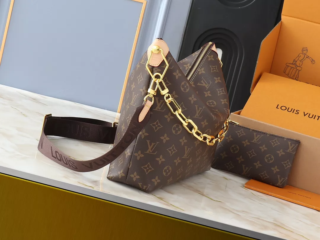 Louis Vuitton AAA Quality Messenger Bags For Women Breathable 3682