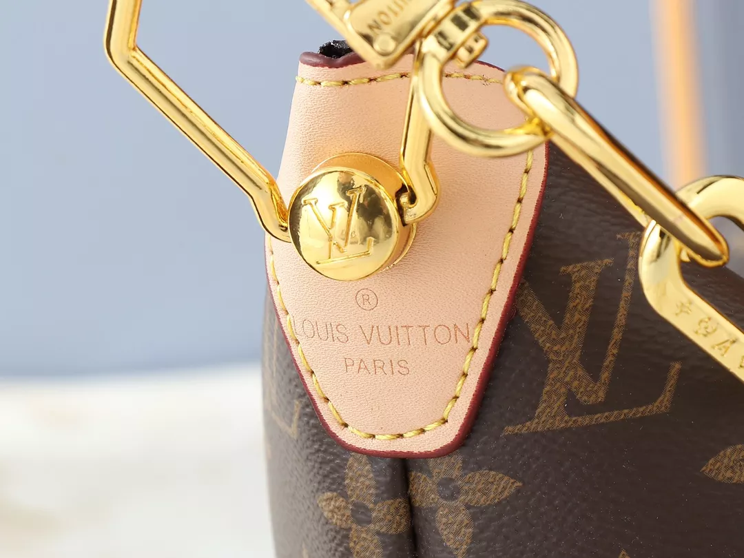 Louis Vuitton AAA Quality Messenger Bags For Women Breathable 3682 - Image 5