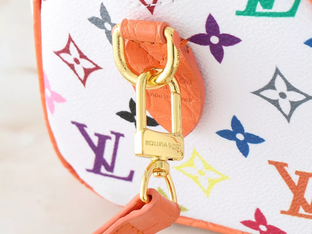 Louis Vuitton AAA Quality Messenger Bags For Women GoodFit 7780 - Image 7