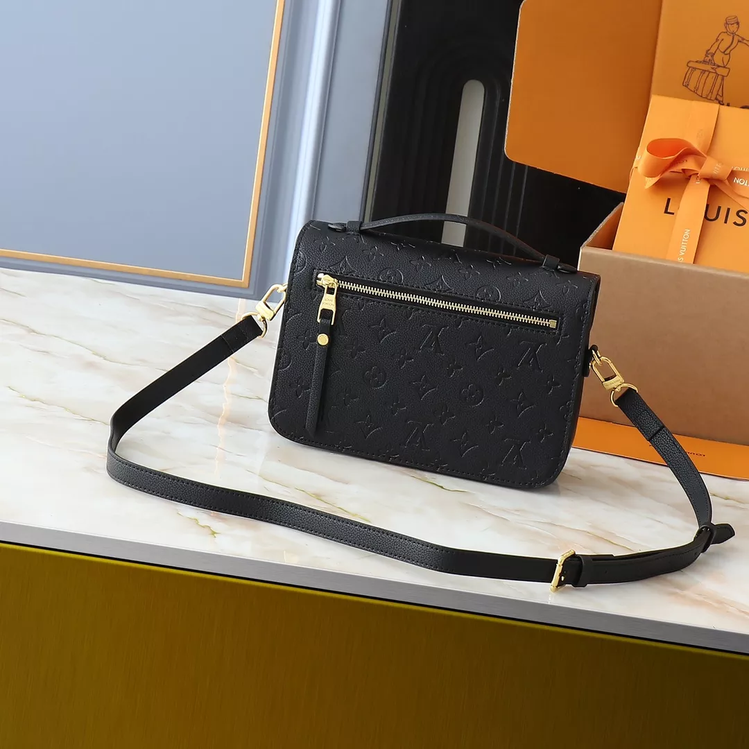 Louis Vuitton AAA Quality Messenger Bags For Women StreetReady 5646 - Image 3