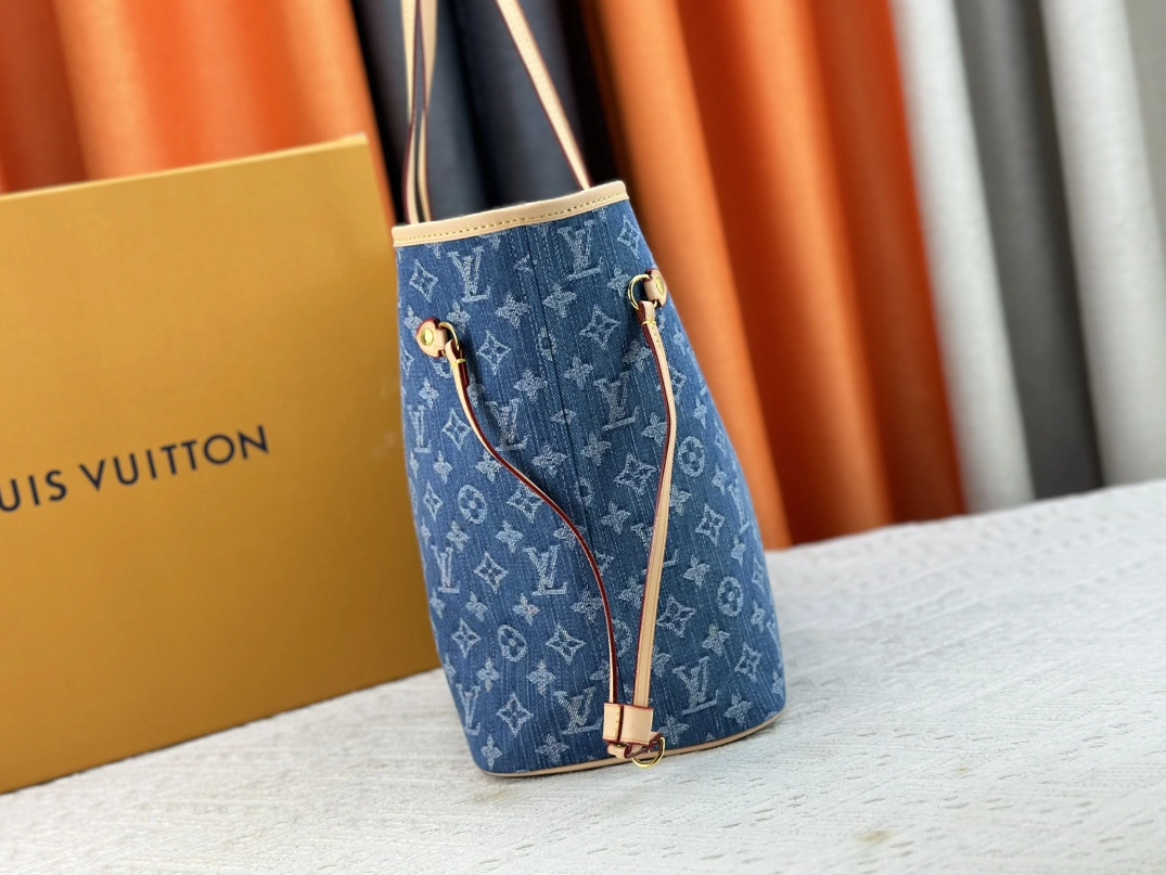 Louis Vuitton AAA Quality Shoulder Bags For Women AllSeason 4755 - Image 4