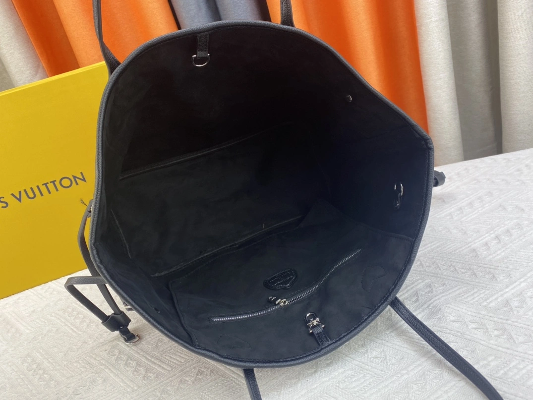 Louis Vuitton AAA Quality Shoulder Bags For Women EasyMatch 6552 - Image 7