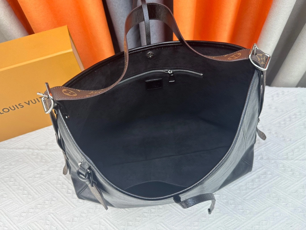 Louis Vuitton AAA Quality Shoulder Bags For Women Timeless 6454 - Image 7