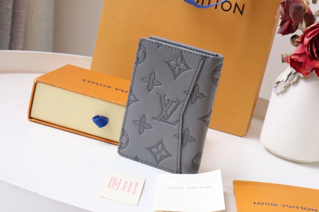 Louis Vuitton AAA Quality Wallets Breathable 6252