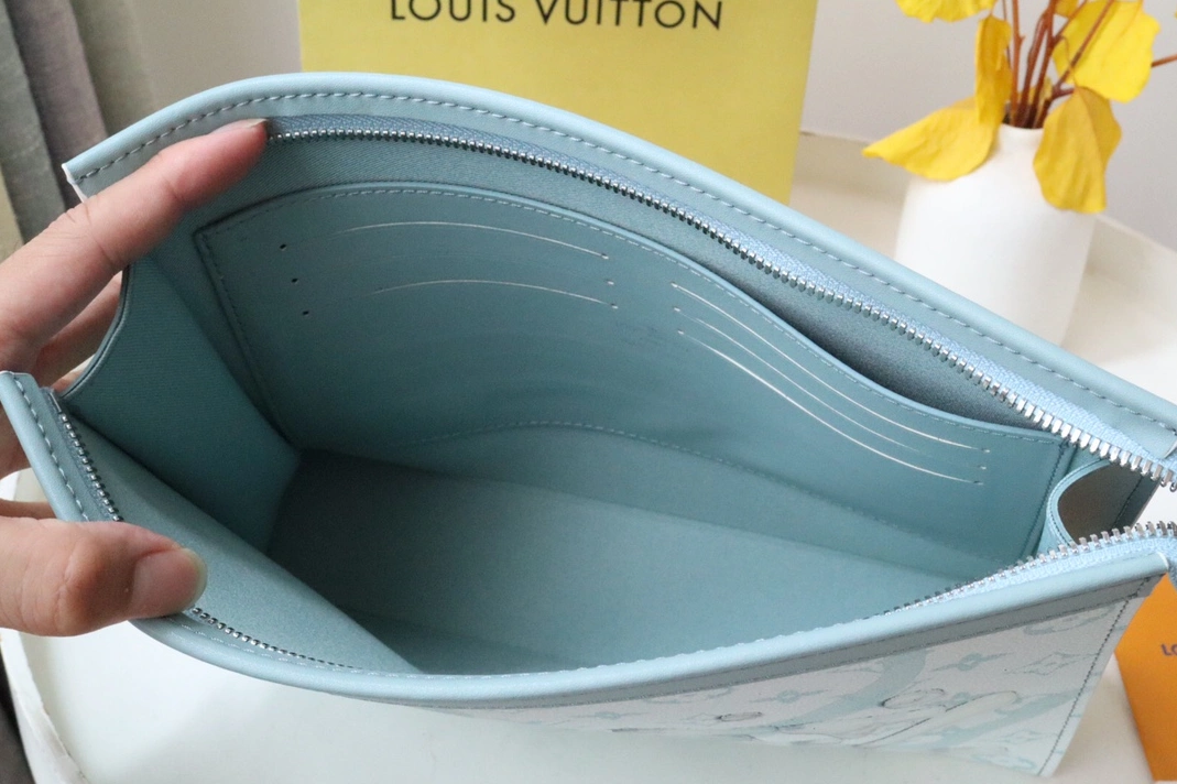 Louis Vuitton AAA Quality Wallets For Unisex Comfortable 4388 - Image 7