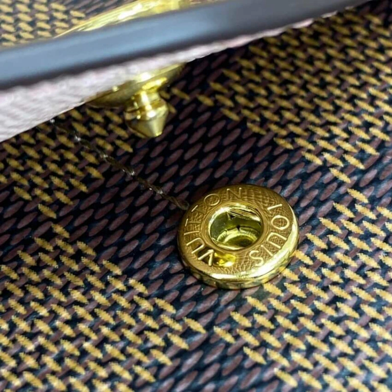 Press stu Louis Vuitton Damier Ebene Sarah Wallet Pink - Image 7