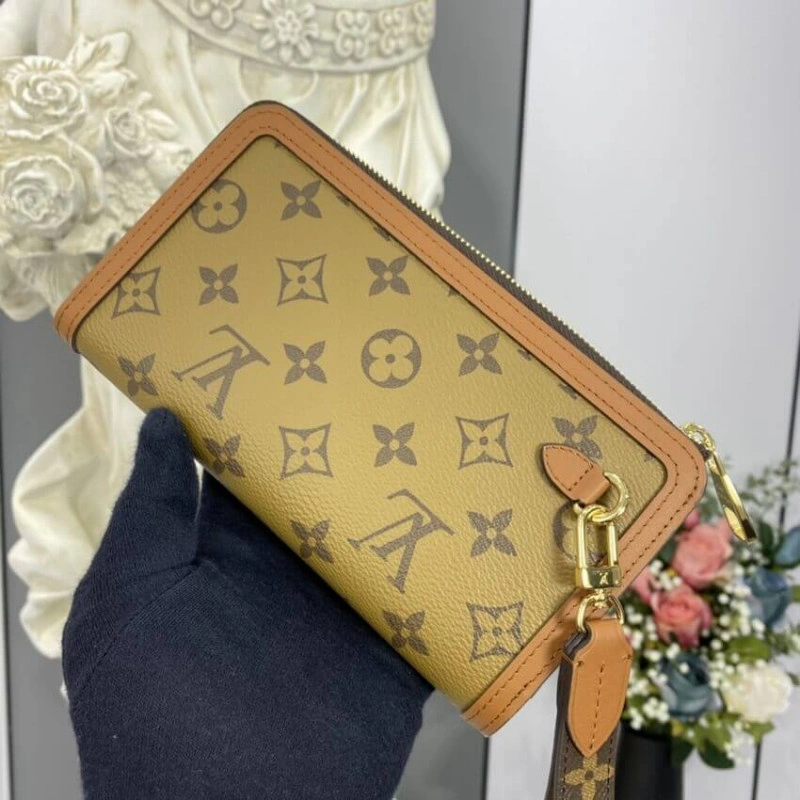 <span><spa Louis Vuitton Dauphine Zippy Wallet - Image 4