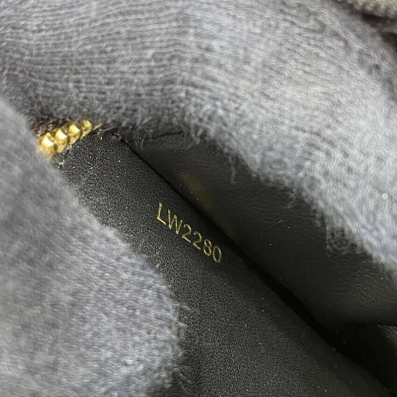 <span><spa Louis Vuitton Dauphine Zippy Wallet - Image 15