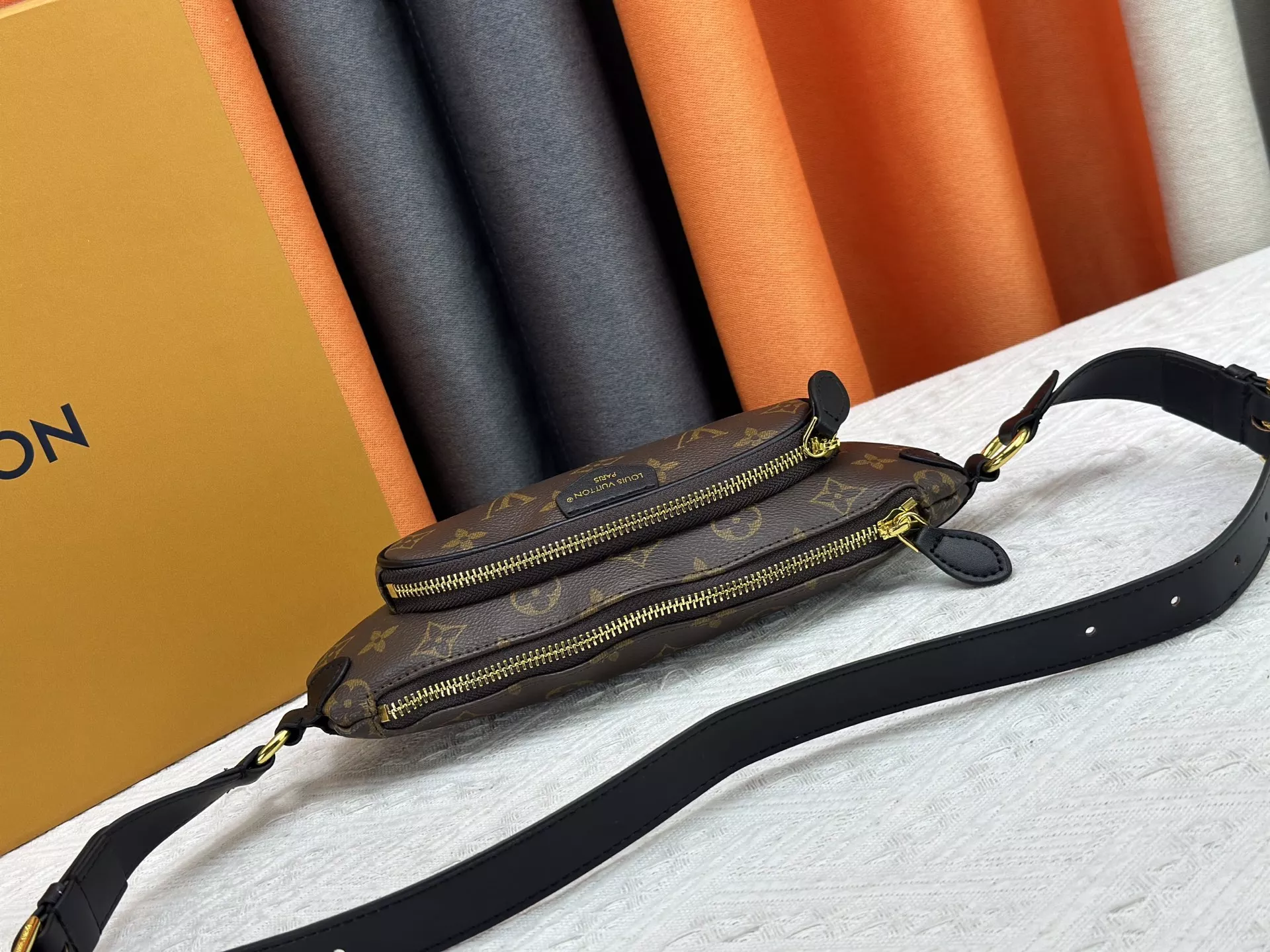 Louis Vuitton LV AAA Quality Belt Bags StreetReady 6317 - Image 4