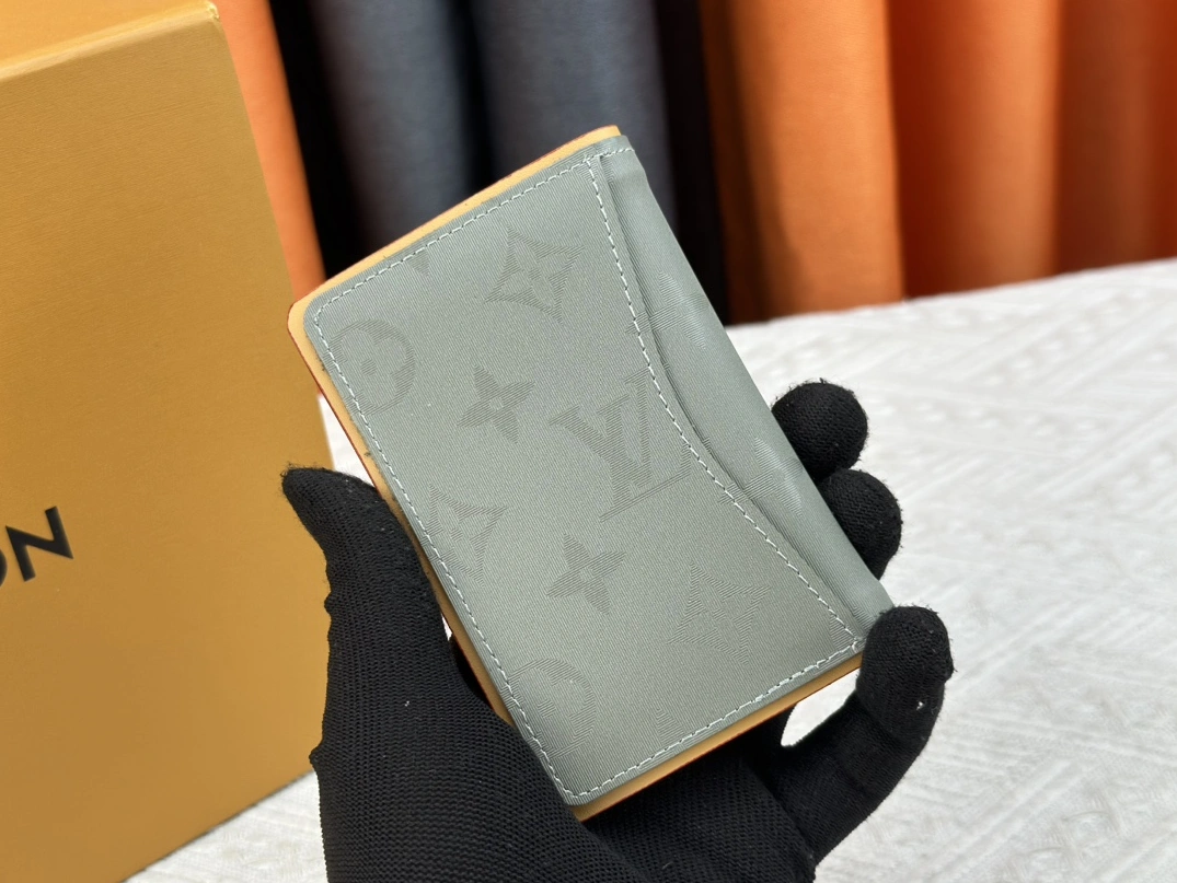 Louis Vuitton LV Card Case Bright 6514