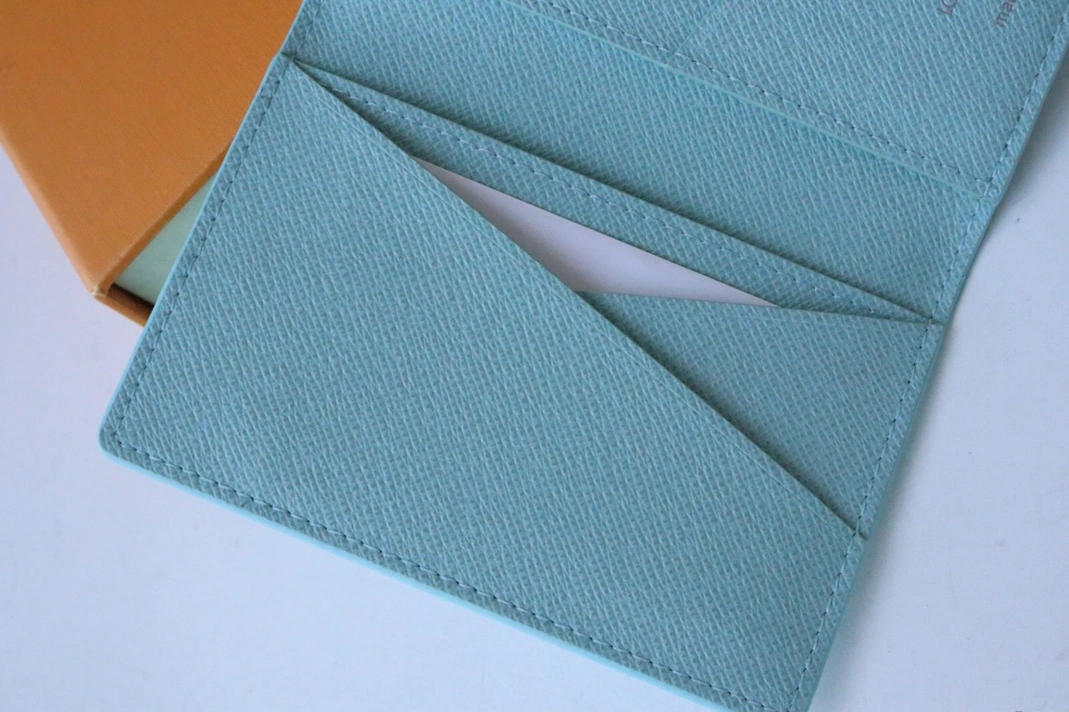 Louis Vuitton LV Card Case Elegant 440 - Image 7