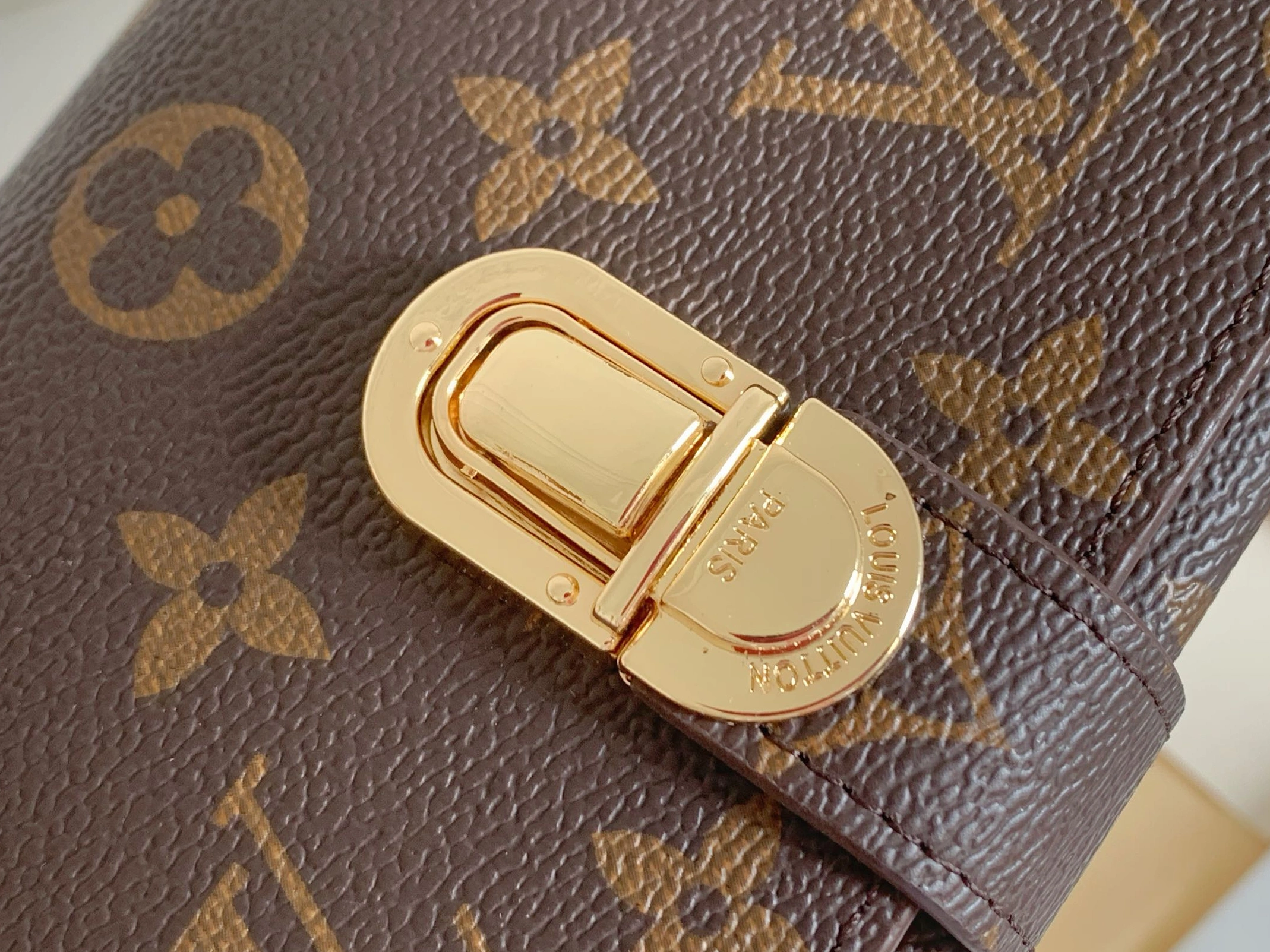 Louis Vuitton LV Card Case For Women HighQuality 5804 - Image 4
