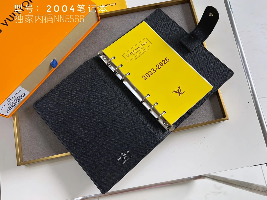 Louis Vuitton LV Card Case HighQuality 5756 - Image 3