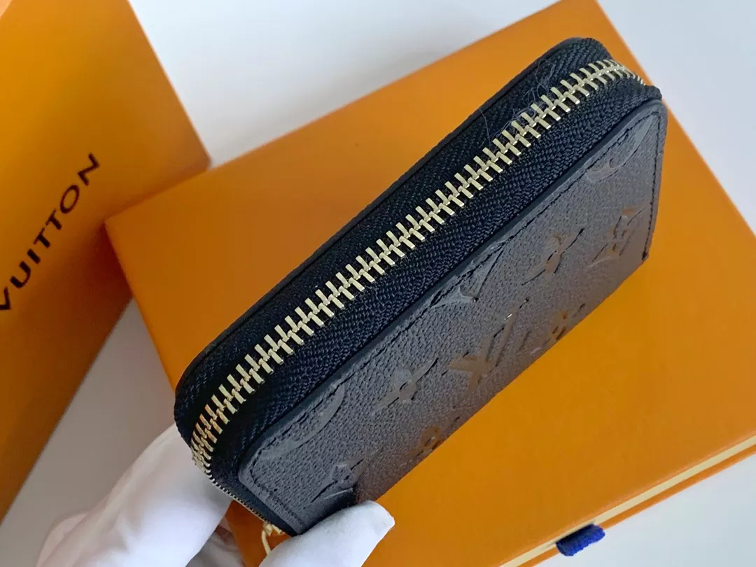 Louis Vuitton LV Card Case Vibrant 919 - Image 6