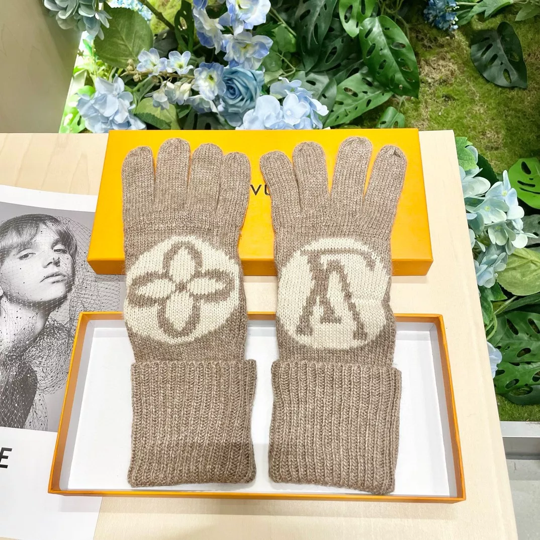 Louis Vuitton LV Gloves AllSeason 7466