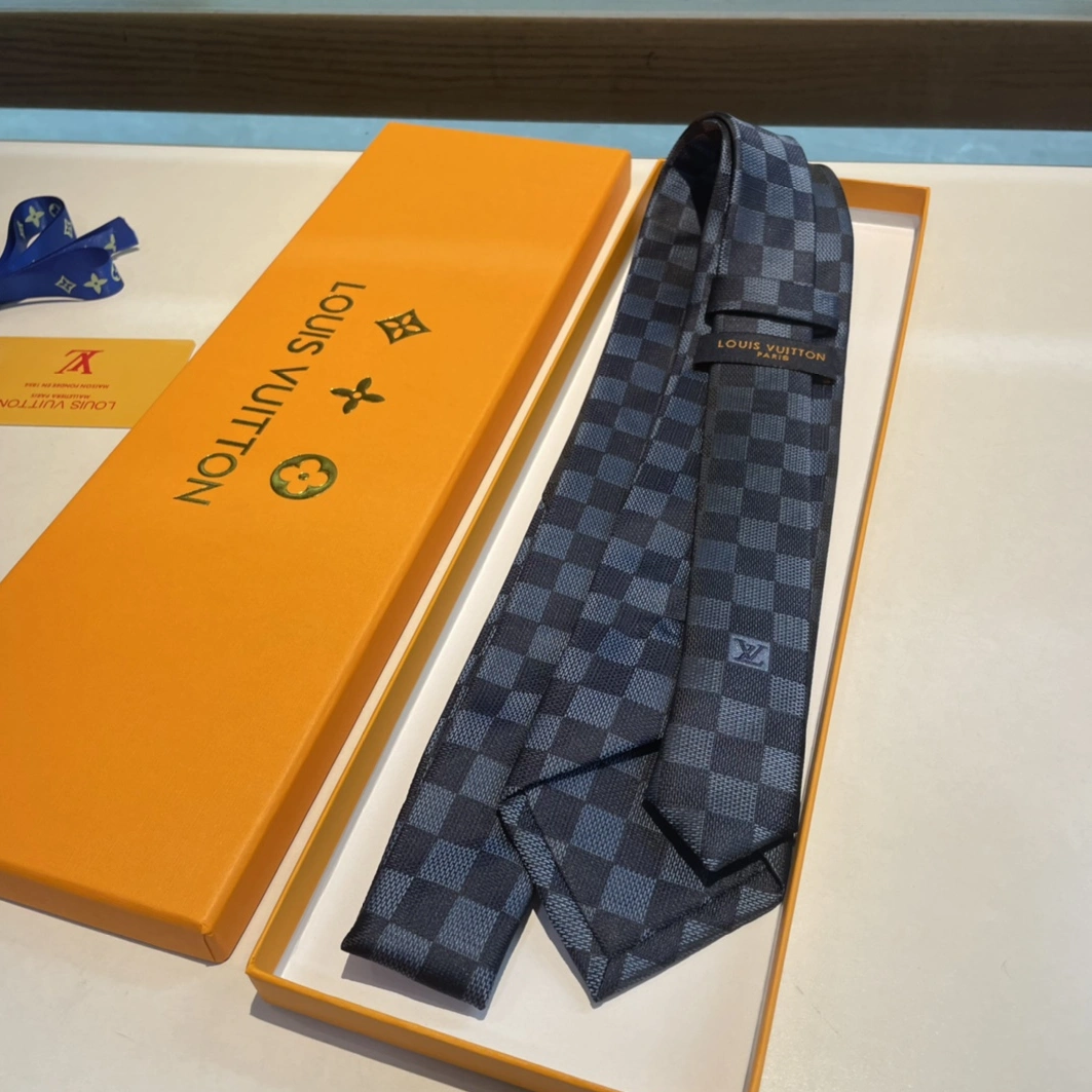 Louis Vuitton LV Necktie For Men Minimalist 8982 - Image 6