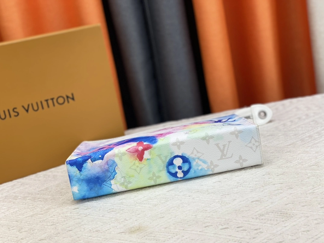 Louis Vuitton LV Wallets For Unisex Breathable 183 - Image 5