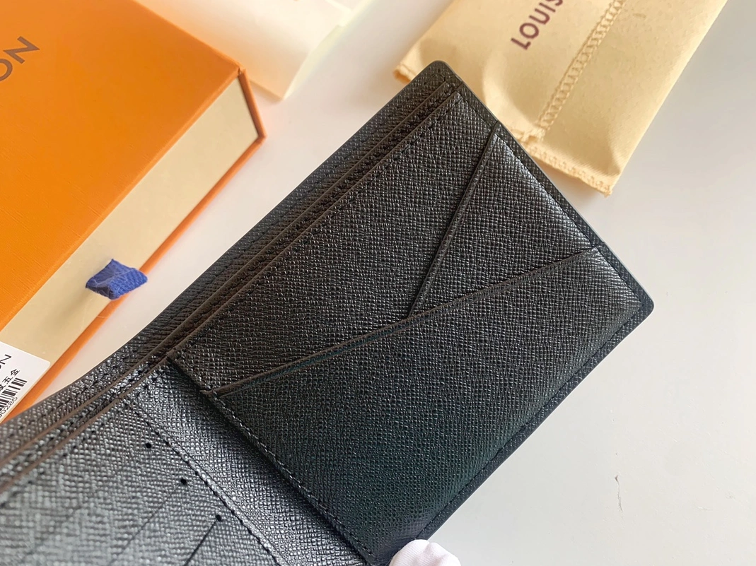 Louis Vuitton LV Wallets For Unisex GoodFit 5001