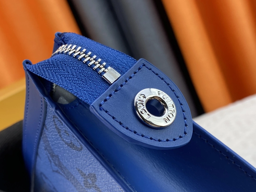 Louis Vuitton LV Wallets For Unisex Soft 298 - Image 7