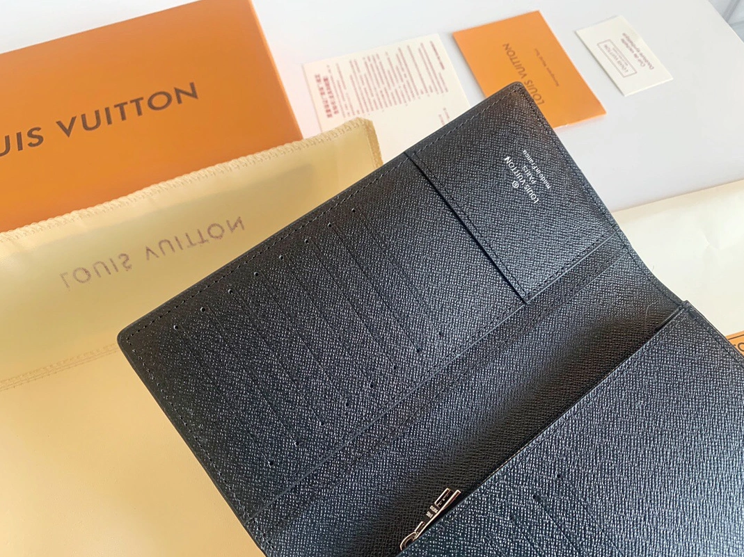 Louis Vuitton LV Wallets For Women HighQuality 4710 - Image 4