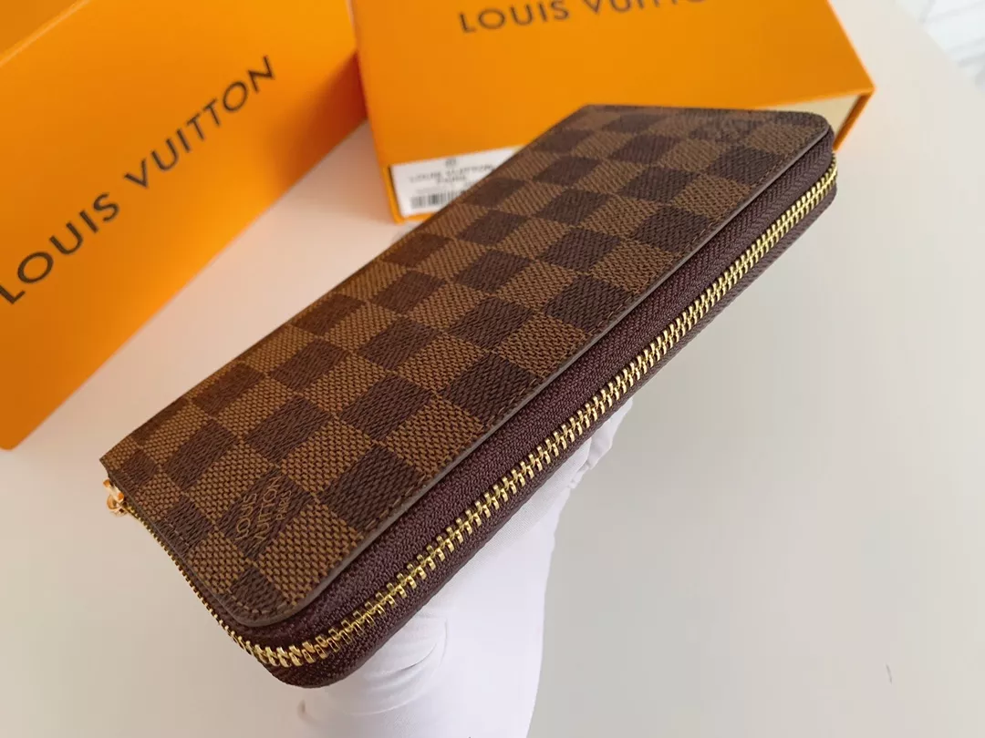 Louis Vuitton LV Wallets In Pink Timeless 3069 - Image 4