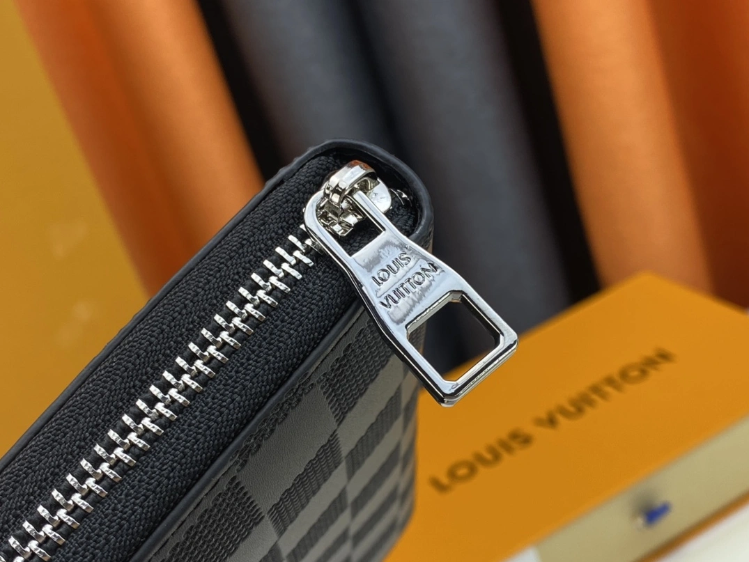 Louis Vuitton LV Wallets Lightweight 582 - Image 5