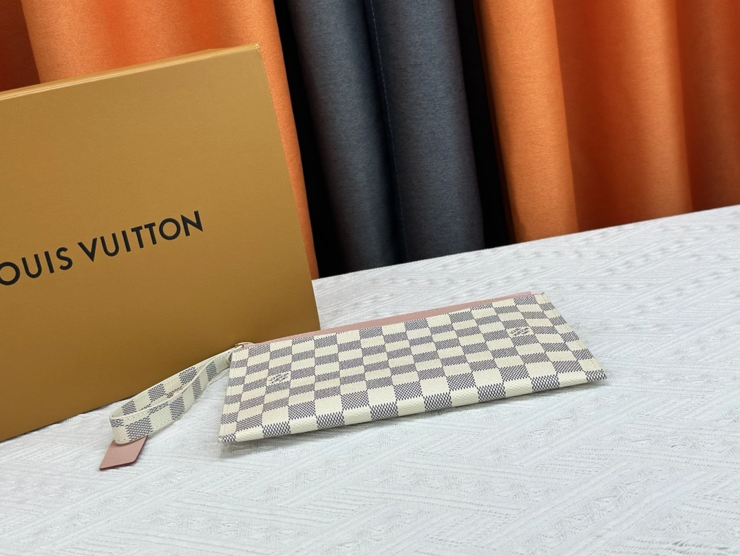 Louis Vuitton LV Wallets Sophisticated 1795 - Image 4