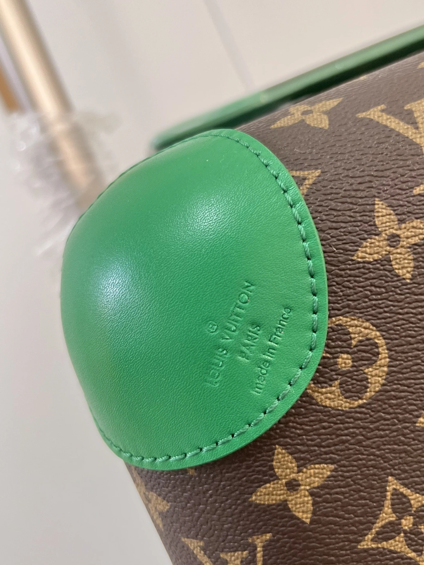 Louis Vuitton Luggage Compact 1661