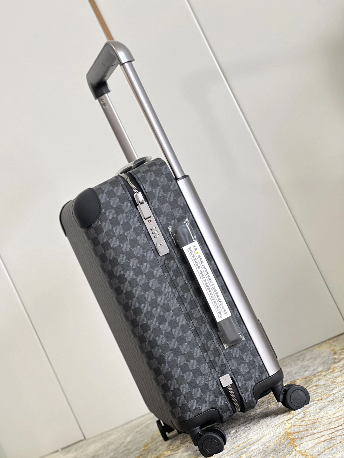 Louis Vuitton Luggage Practical 3585 - Image 3