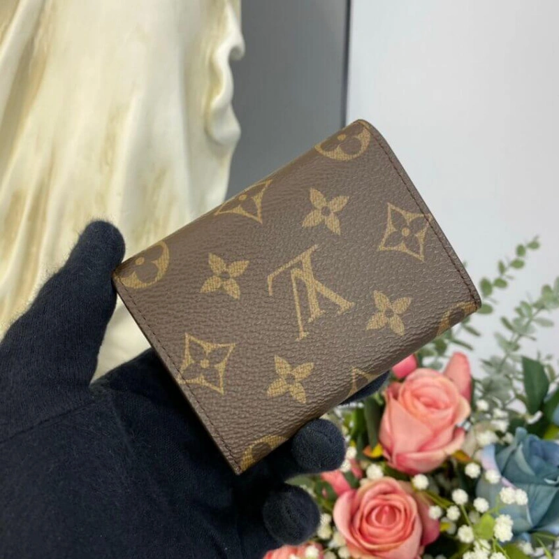 Gusseted Louis Vuitton Monogram Envelope Business Card Holder - Image 4