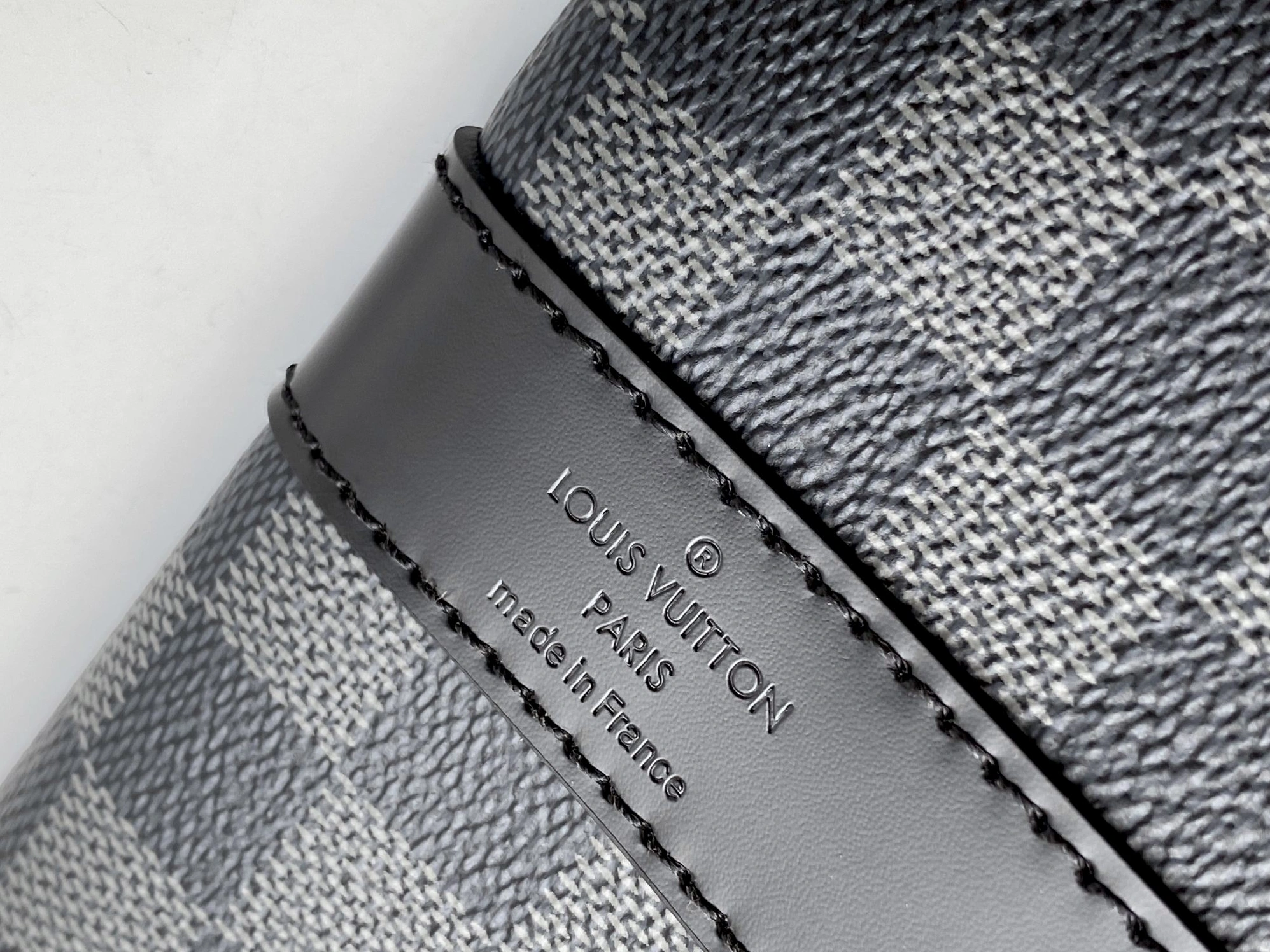 Louis Vuitton Travel Bags DailyWear 8997 - Image 6