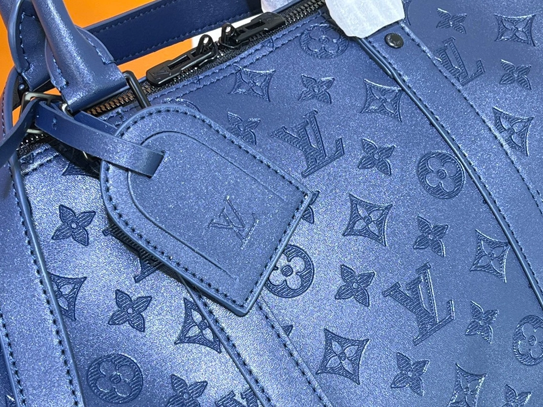 Louis Vuitton Travel Bags Fashionable 2008 - Image 4