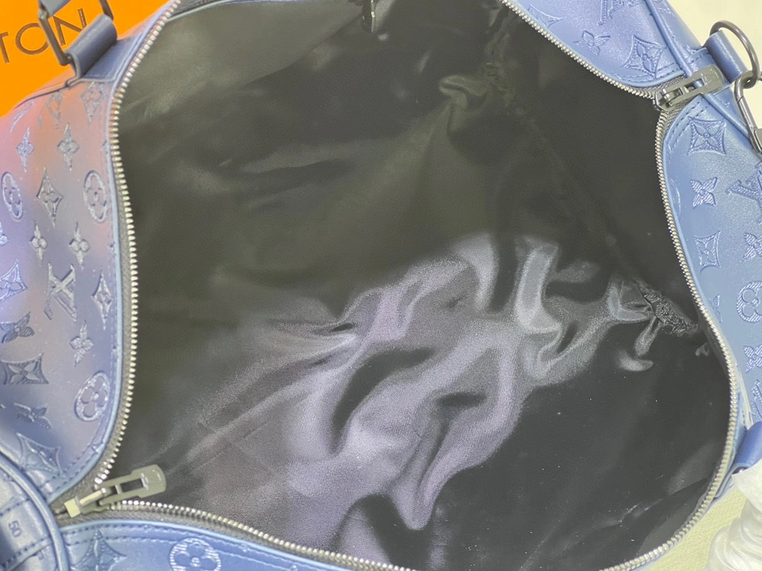 Louis Vuitton Travel Bags Fashionable 2008 - Image 7