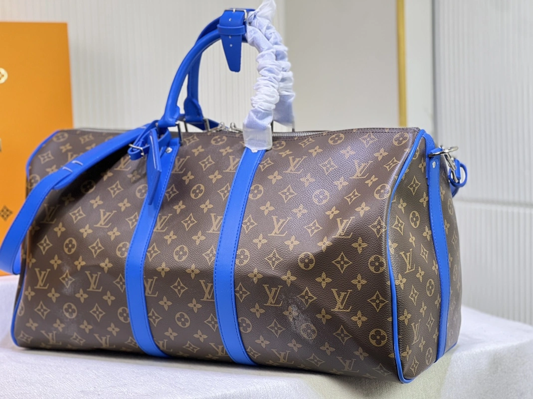 Louis Vuitton Travel Bags Practical 9441