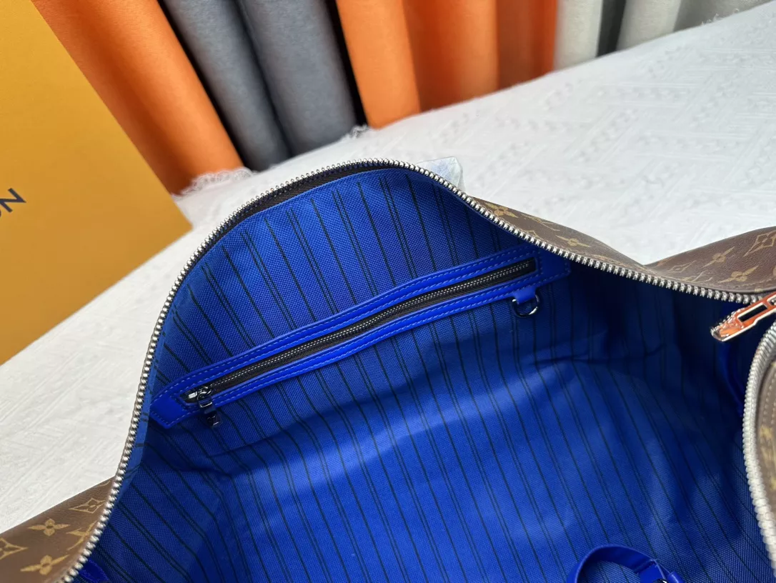 Louis Vuitton Travel Bags Refined 758 - Image 7